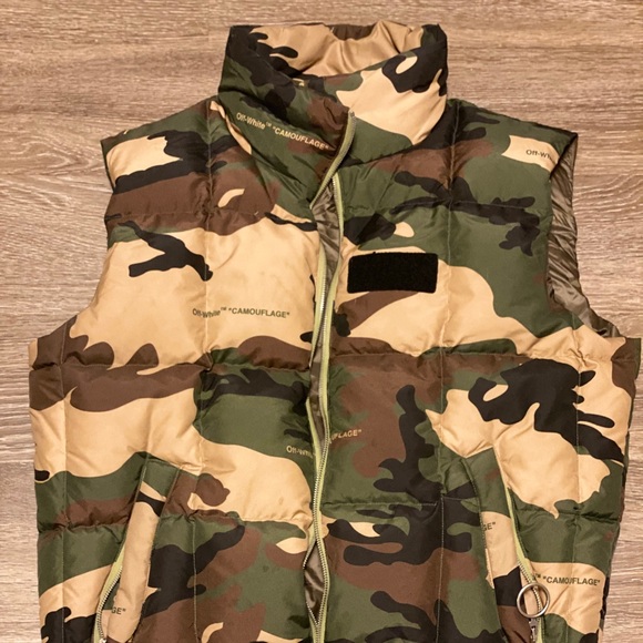 OFF-WHITE DESIGNER XXL CAMO VEST - Picture 2 of 7